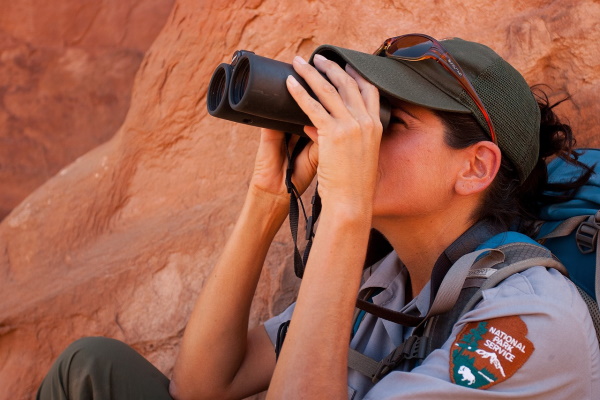 facts about binoculars